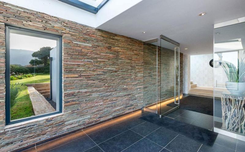 5 Bedroom Property for Sale in Bishopscourt Western Cape